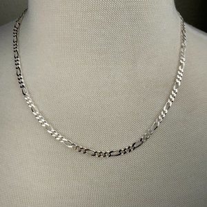 NEW 12.4 grams 20" 4mm Italian Figaro Chain Necklace in Sterling Silver